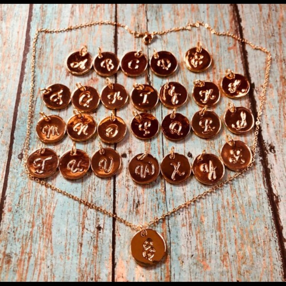 😍Initial necklace,gold necklace,layering necklace - Picture 2 of 4